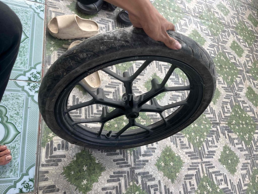 Mâm xe máy Honda Sonic Đen Hợp kim. Mua bán Phụ tùng xe tại Huyện Bắc Tân Uyên Bình Dương được đăng bởi Nguyễn Văn Đức hình 4