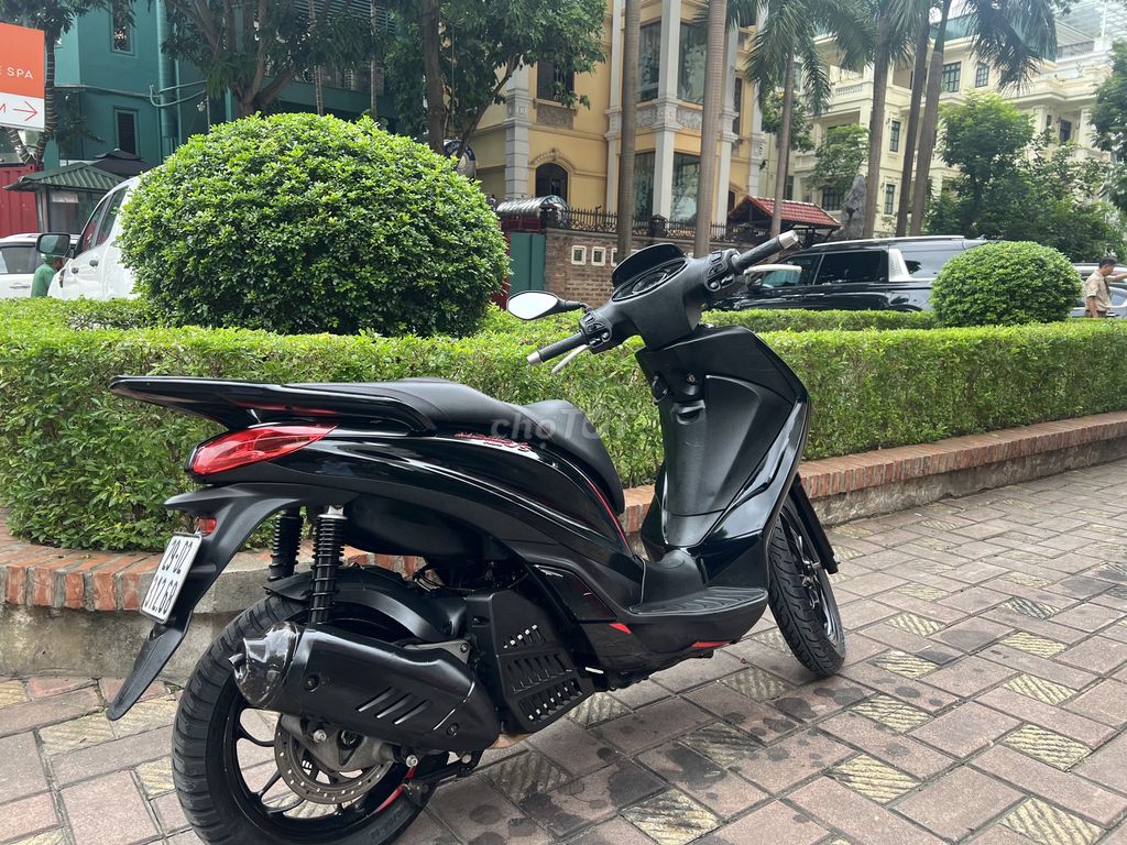 Chính chủ: Cần bán xe Piaggio Medley 125cc
