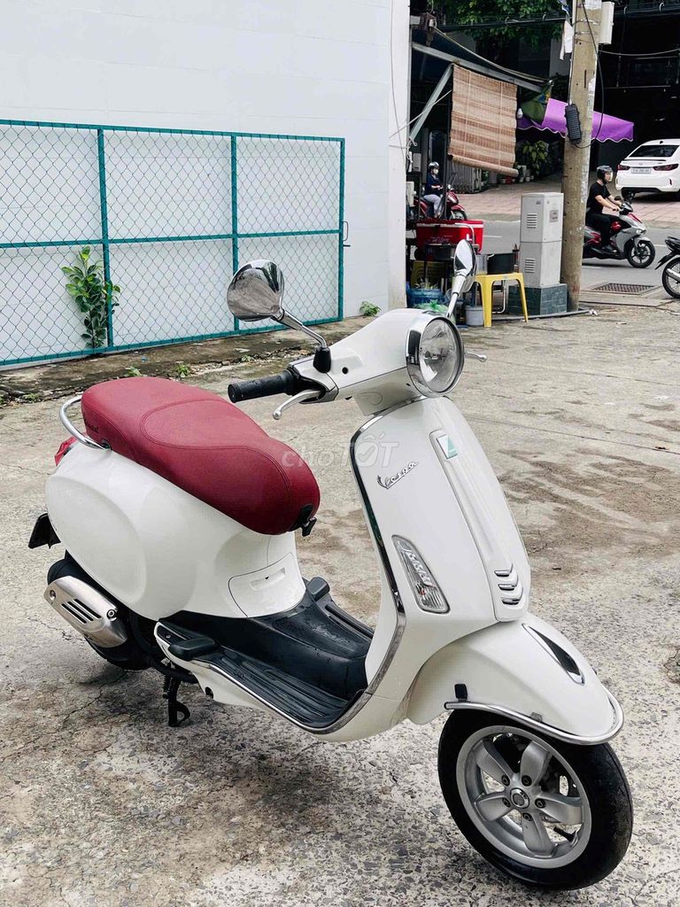 Скутер Piaggio Vespa Primavera 2016 белый