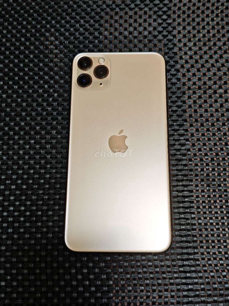 Apple iPhone 11 Pro Max 256GB Vàng. Mua bán Điện thoại tại Huyện Gia Lâm Hà Nội được đăng bởi Vũ Phạm hình 1