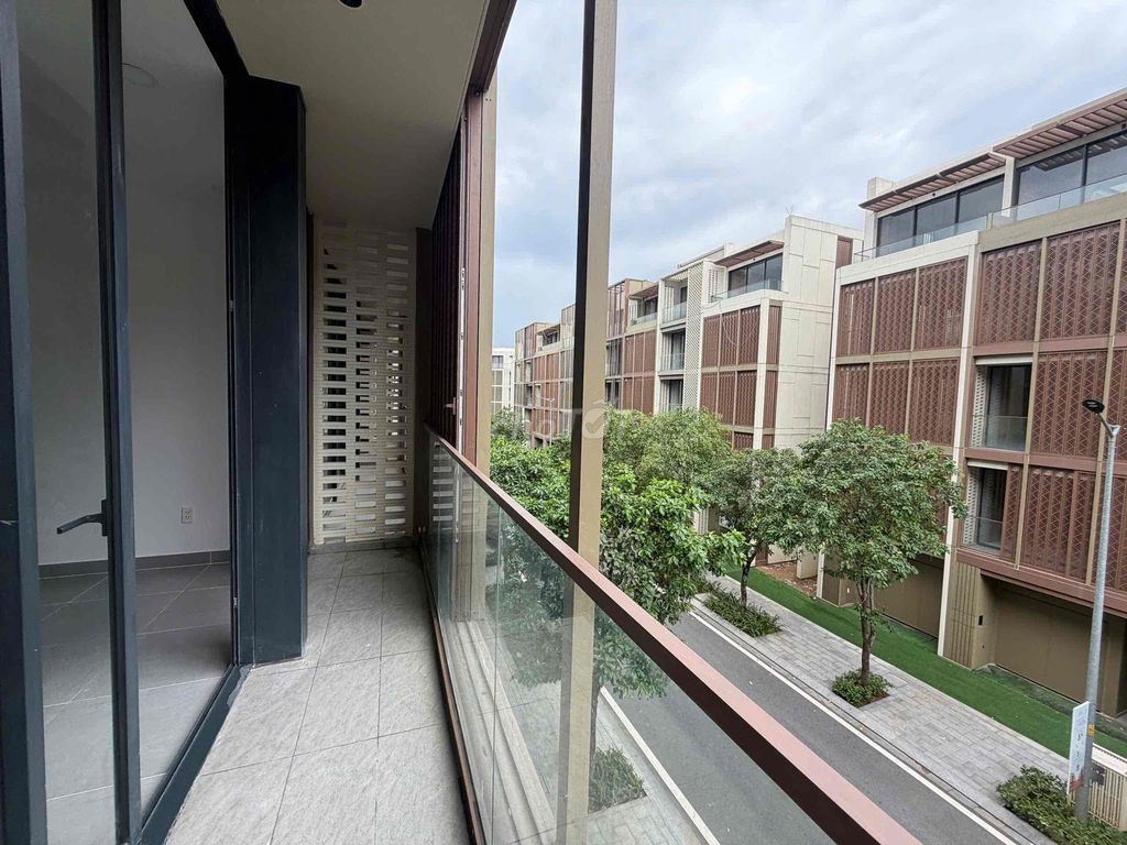 Rent · 1 bd · 39 м² · Thành phố Thủ Đức, ул. Cầu Đỗ Xuân Hợp