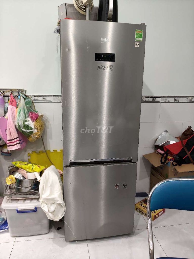 Tủ lạnh Beko 340L Ngăn mát trên. Mua bán Tủ lạnh tại Huyện Cần Giuộc Long An được đăng bởi oanh le hình 1