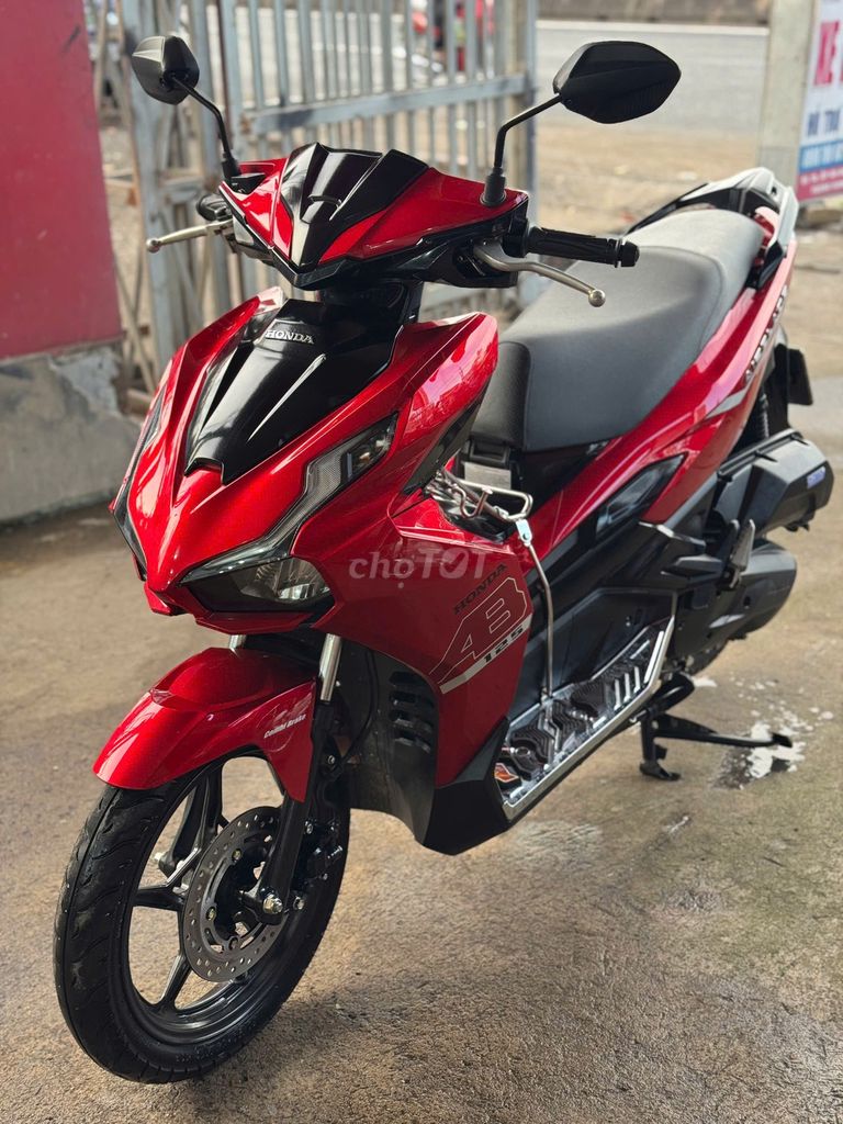 Honda Air Blade 125 4VAL 2023 Đỏ. Mua bán Xe máy tại Huyện Trảng Bom Đồng Nai được đăng bởi phương hình 7