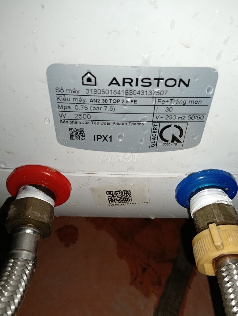 Bình nóng lạnh ariston 15l model gần đây