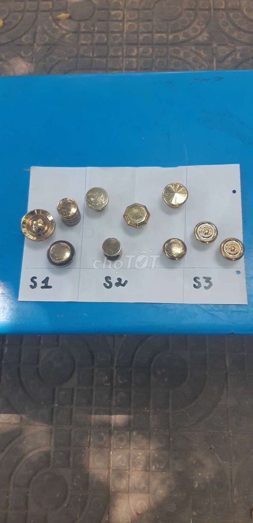 Tay nắm tủ Đồng đặc Vàng đồng. Mua bán Nội thất, đồ gia dụng khác tại Quận Bình Thuỷ Cần Thơ được đăng bởi Ngọc Tiến  hình 1