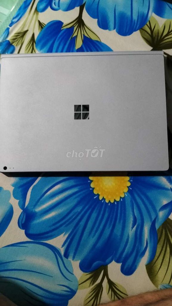 Microsoft Surface Bạc Mỏng nhẹ Ổn định. Mua bán Laptop tại Huyện Long Hồ Vĩnh Long được đăng bởi ga co hình 1