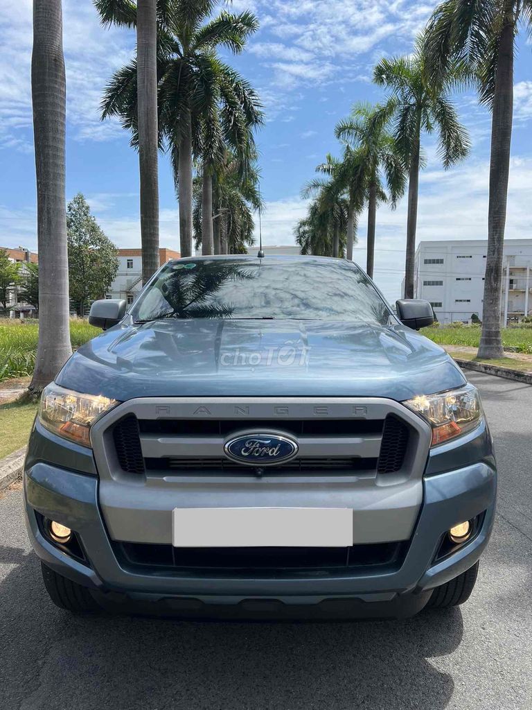 Ford Ranger 2017 XLS 2.2 4x2 AT Xe zin đẹp