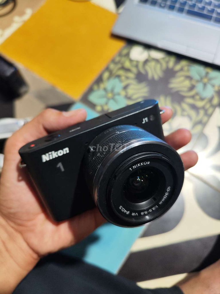 Máy ảnh Nikon J1 Đen Đã sử dụng. Mua bán Máy ảnh, Máy quay tại Thành phố Thủ Đức Tp Hồ Chí Minh được đăng bởi Phú Quý hình 1