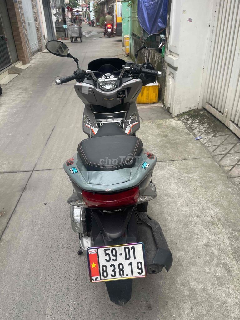 Honda PCX 2014 Xám. Mua bán Xe máy tại Quận 12 Tp Hồ Chí Minh được đăng bởi Bui Van Trung hình 8
