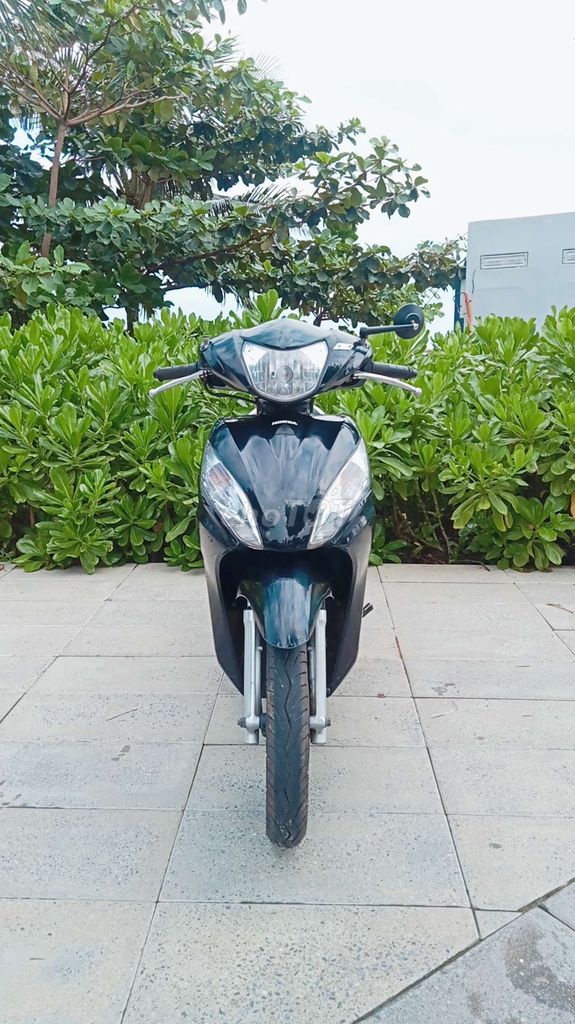 Xe Honda Vision 110cc BS 43 Đen Bóng đẹp Máy Êm Ru. Mua bán Xe máy tại Quận Thanh Khê Đà Nẵng được đăng bởi Trần Khải hình 3