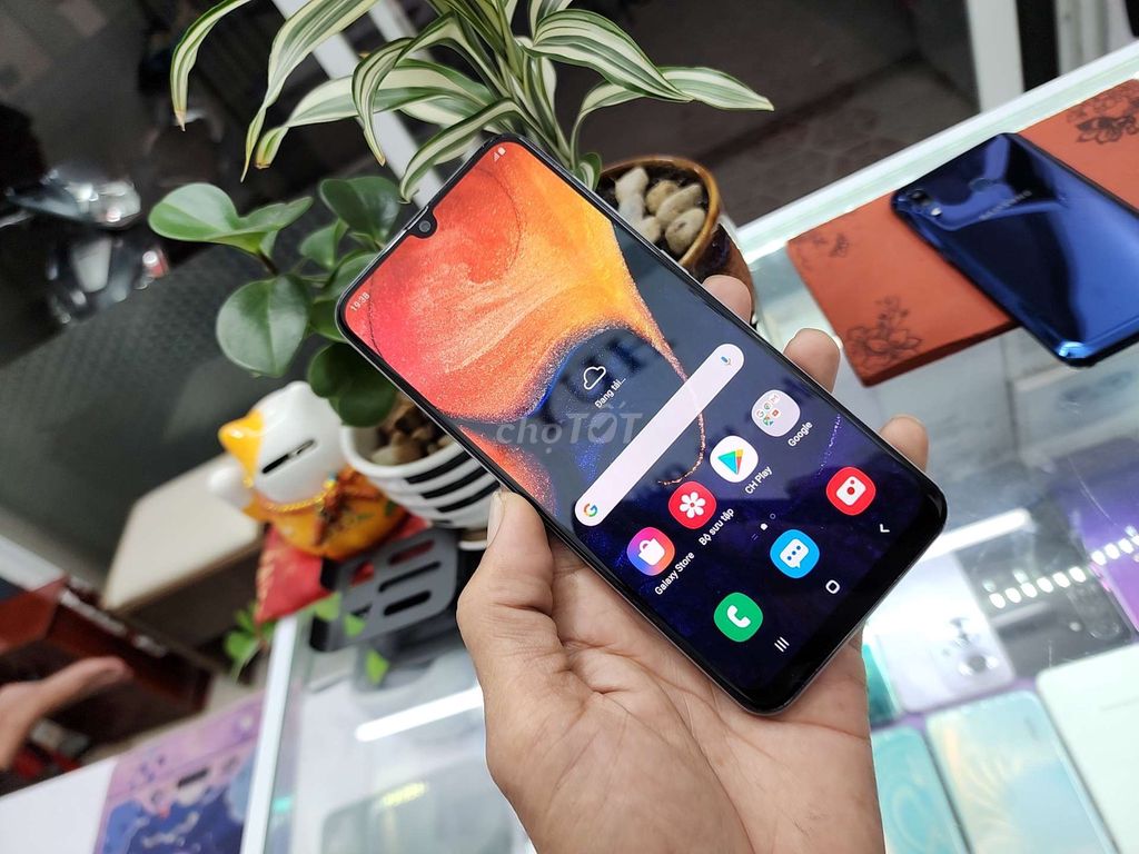 Samsung A50 4GB/64GB zin đẹp 99%( bh 1 tháng). Mua bán Điện thoại tại Quận Ninh Kiều Cần Thơ được đăng bởi Huy hình 1