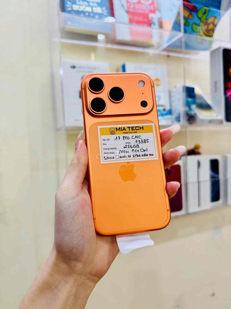 iPhone 17 Pro 256GB Cam Vũ Trụ. Mua bán Điện thoại tại Quận Ba Đình Hà Nội được đăng bởi Huy Trần hình 1