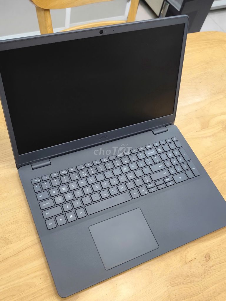 Dell V 3500 Core I5-1135G7 RAM 4G SSD 128GB 15.6". Mua bán Laptop tại Thành phố Qui Nhơn Bình Định được đăng bởi NGỌC PHÚC LAPTOPS hình 1