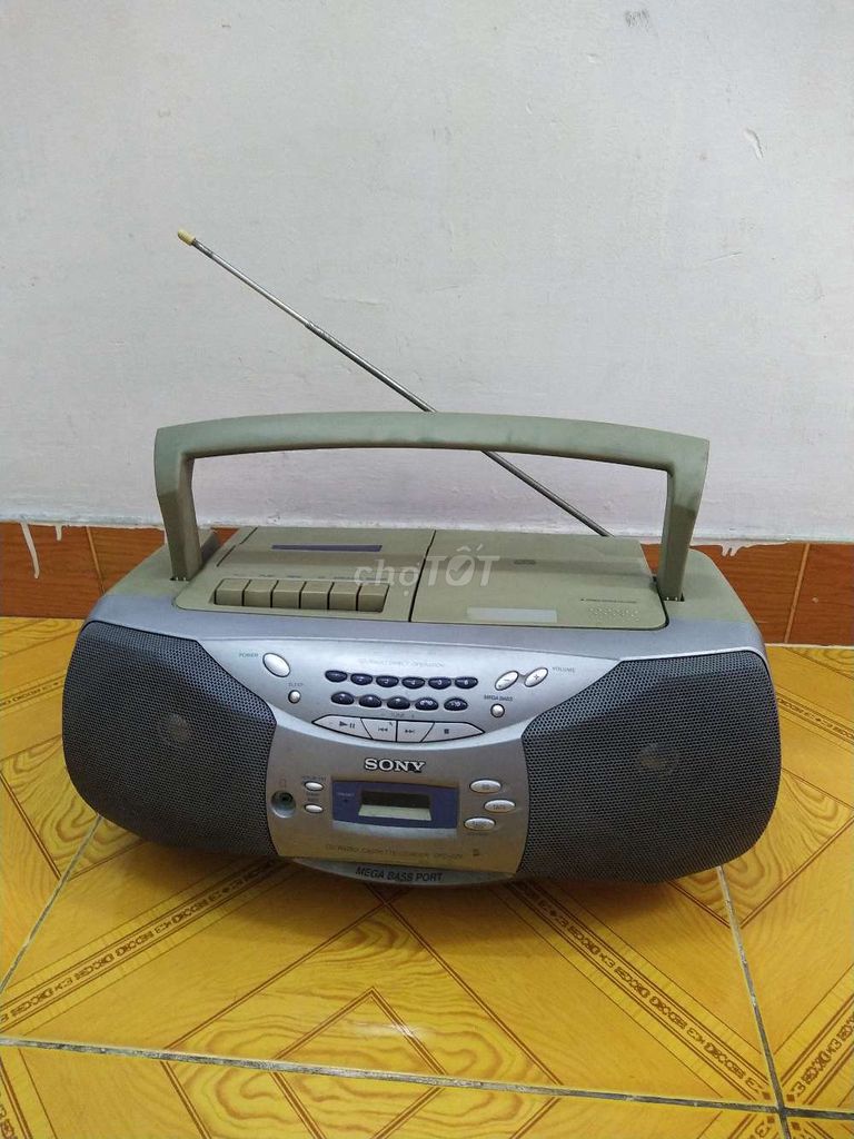 Xác radio cd cassette SONY Japan 120v không nguồn