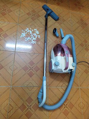 Máy hút bụi SANYO Japan SC-C252 zin tốt đẹp 1600w. Mua bán Thiết bị vệ sinh, nhà tắm tại Quận Tân Bình Tp Hồ Chí Minh được đăng bởi AHuy