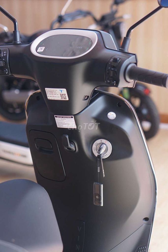 YADEA ORIS xe điện thông minh. Mua bán Xe điện tại Quận Ninh Kiều Cần Thơ được đăng bởi Xe Điện Yadea Trần Phú CT hình 4