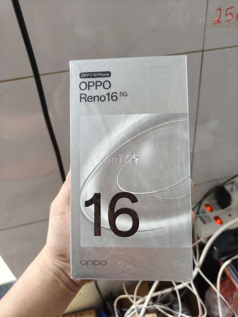 OPPO Reno 16 5G 8GB 256GB Trắng Mới. Mua bán Điện thoại tại Quận 10 Tp Hồ Chí Minh được đăng bởi phạm trường giang thích giao lưu  hình 1
