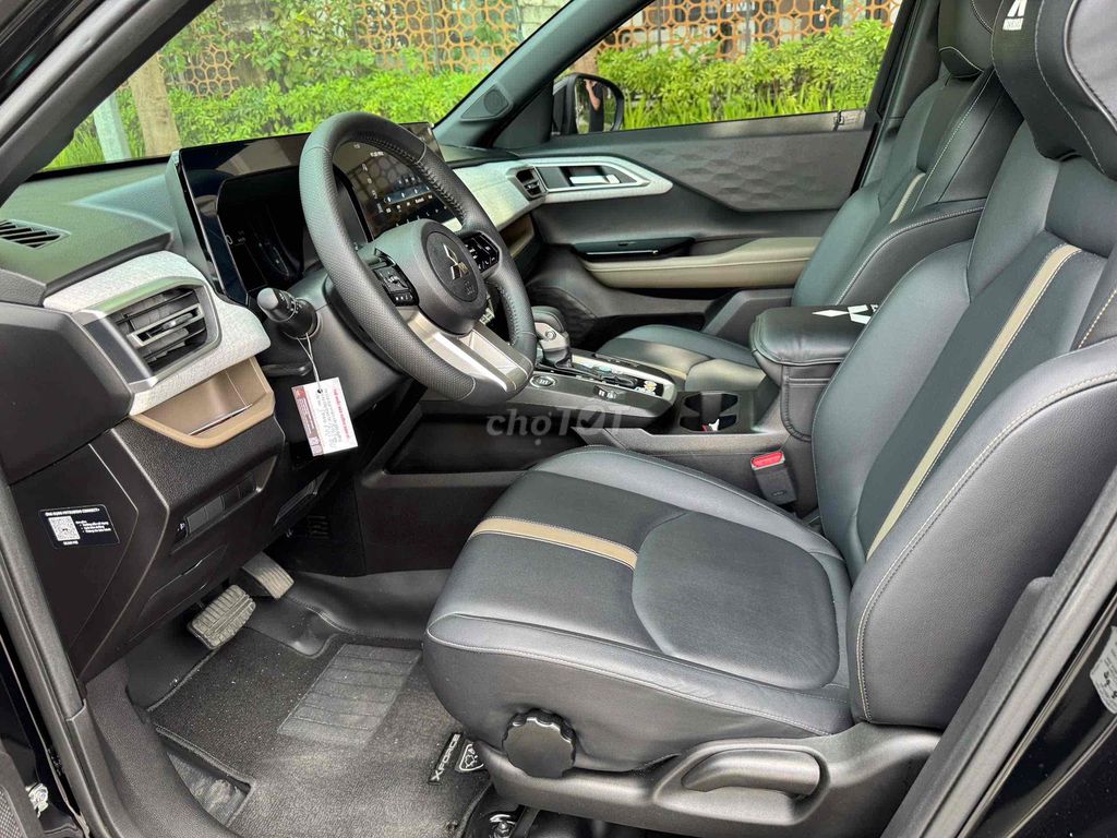 Mitsubishi Xpander 2024 Premium zin 1,6vạn km Mới. Mua bán Ô tô tại Quận Đống Đa Hà Nội được đăng bởi TRUNG HIẾU AUTO hình 11