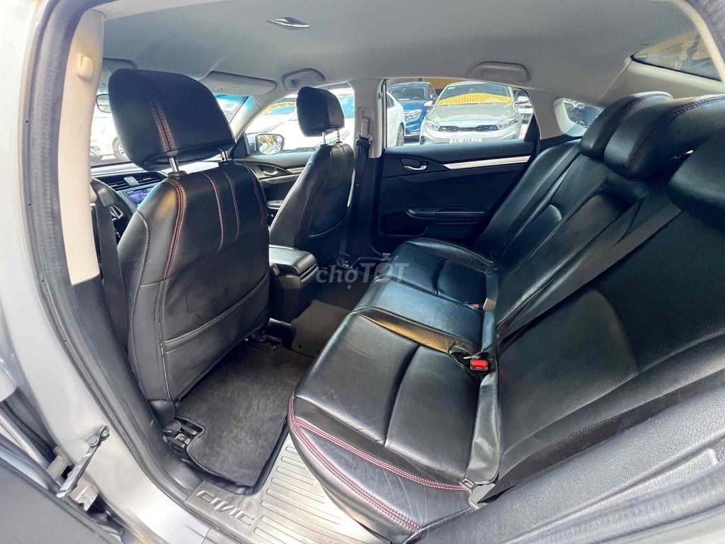 Honda Civic 2019 E 1.8 28000 km. Mua bán Ô tô tại Quận Tân Phú Tp Hồ Chí Minh được đăng bởi Nguyễn Tân Xe Lướt  hình 12