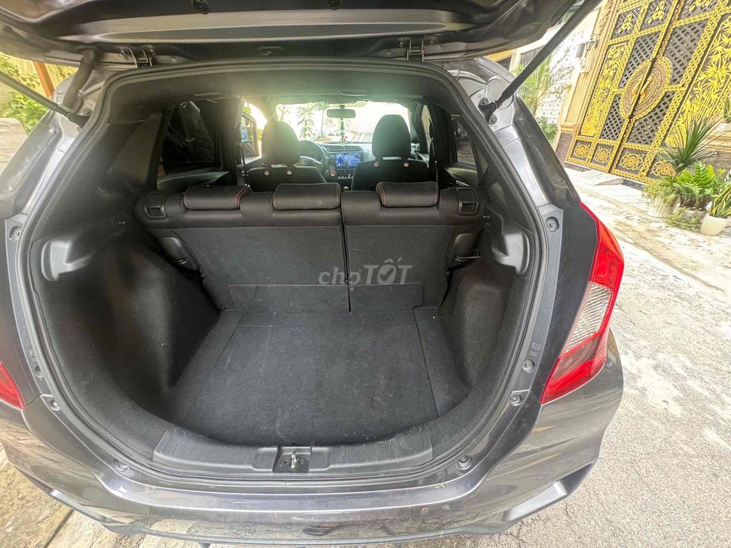 Honda Jazz 2019 1.5 RS - 22000 km