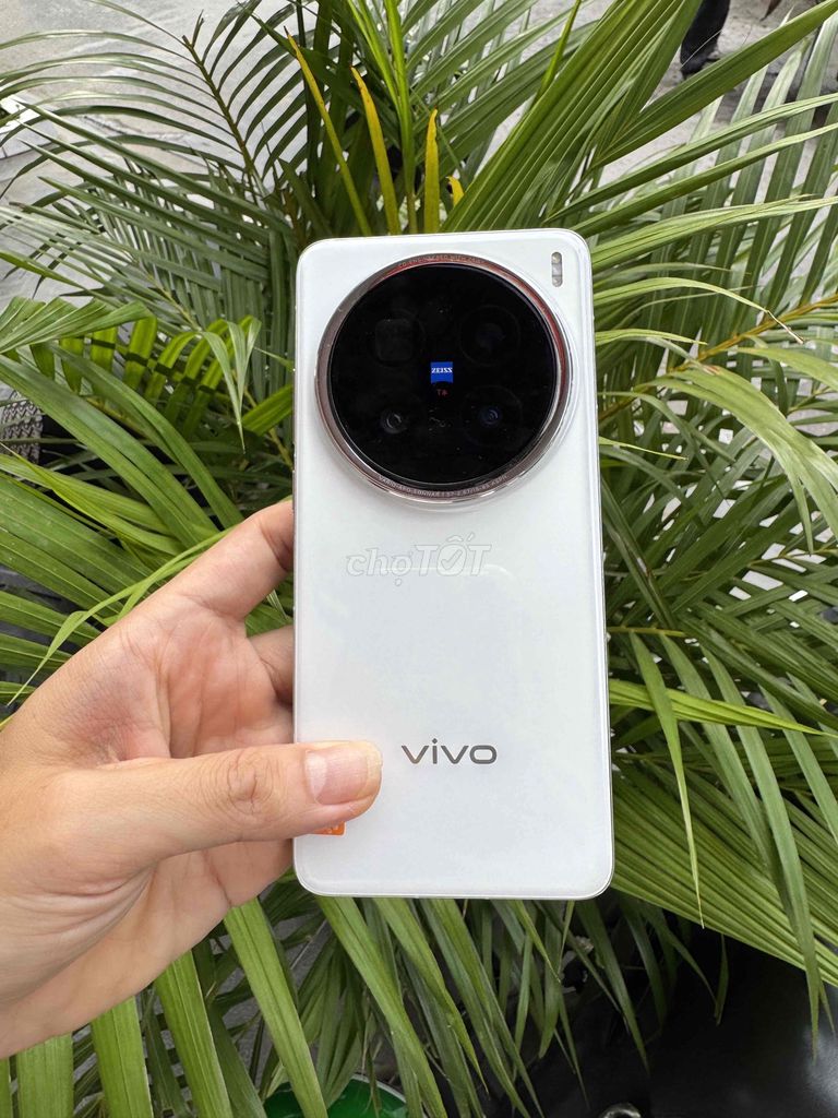 Vivo X200 Pro ĐẸP 100% pin 100 sạc 33 lần 12/256. Mua bán Điện thoại tại Quận Hoàng Mai Hà Nội được đăng bởi Gia Vinh hình 1