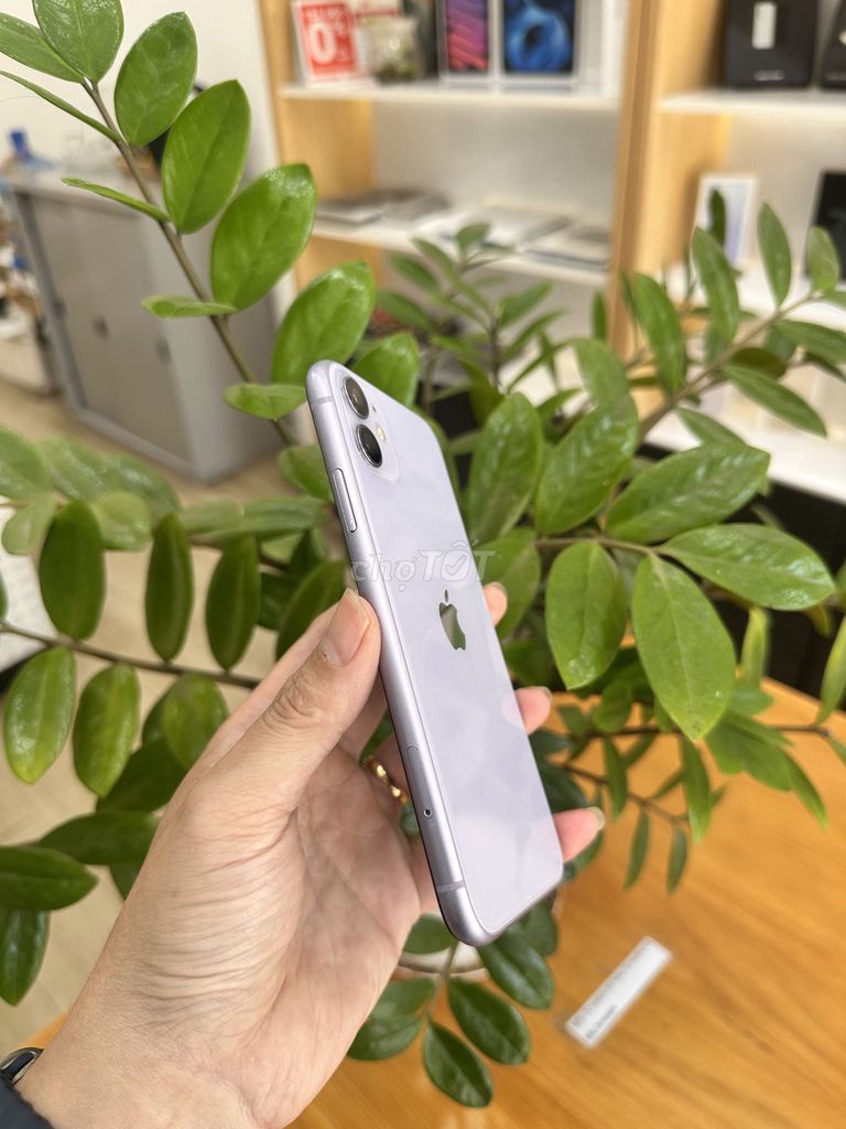 iPhone 11 64GB Tím 99%. Mua bán Điện thoại tại Quận Thanh Khê Đà Nẵng được đăng bởi 2C MOBILE hình 1