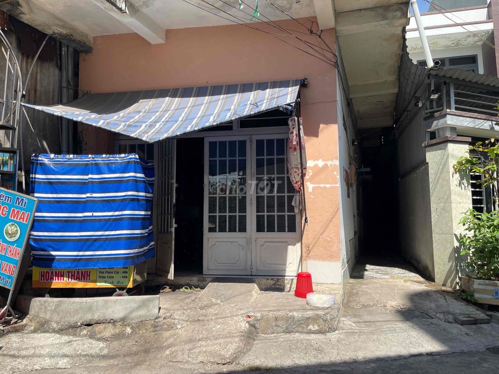 kiot có 3 phòng ngủ trên lầu, đường Phú Châu, Thủ Đức