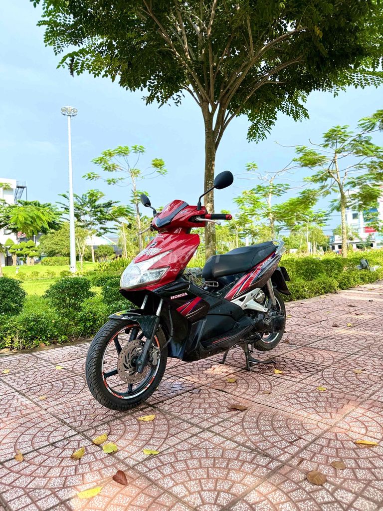 🛵Honda Air Blade 110 Máy Zin Êm Cực Kì Ngon. Mua bán Xe máy tại Huyện Phong Điền Cần Thơ được đăng bởi Danh Hà hình 3