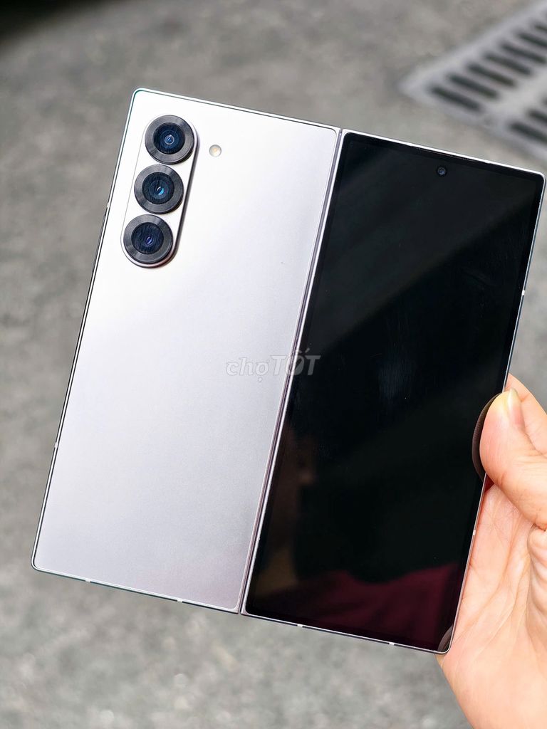 Samsung Galaxy Z Fold 6 chính hãng 256gb đẹp 98,5%. Mua bán Điện thoại tại Quận Đống Đa Hà Nội được đăng bởi Hn Store hình 1
