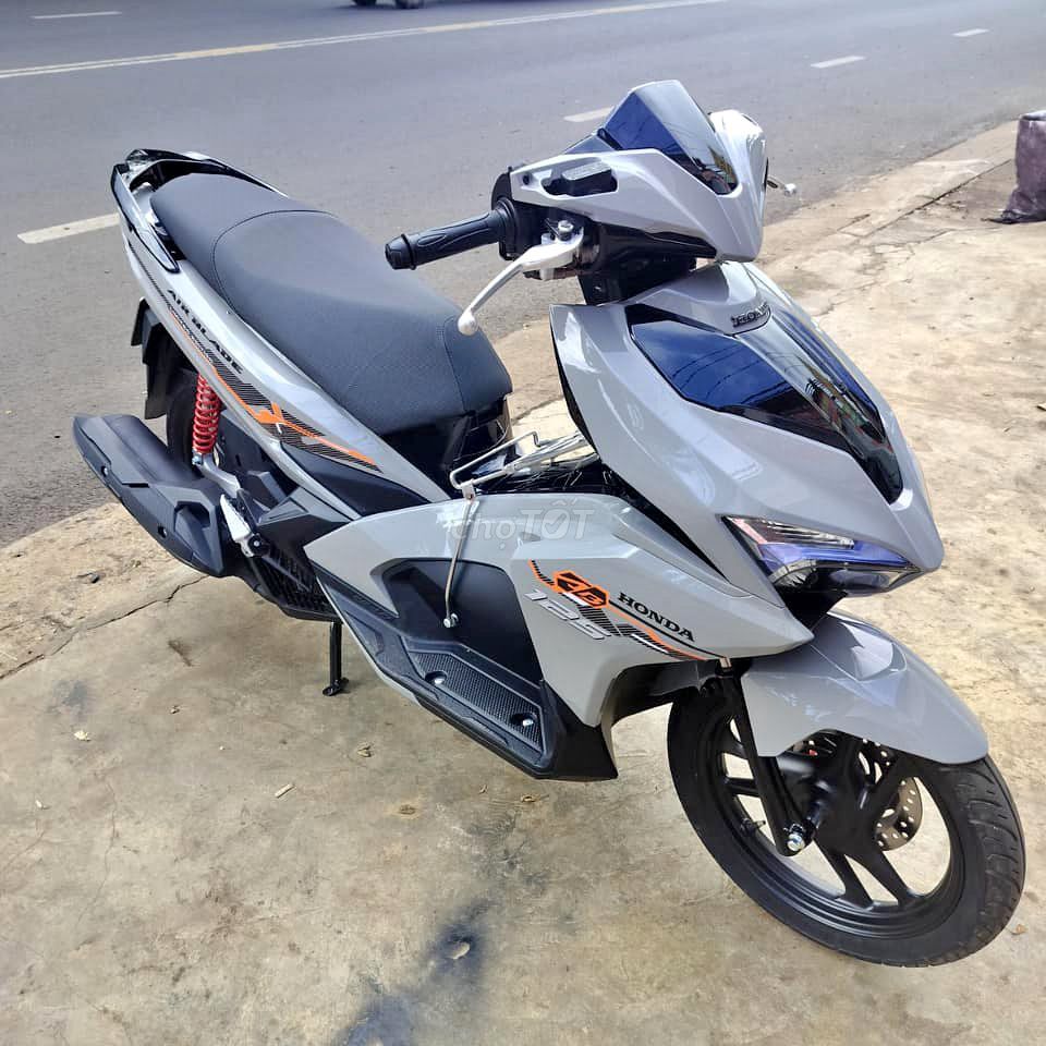 HONDA AIR BLADE 125 FI XI MĂNG 2019 ĐÈN LED