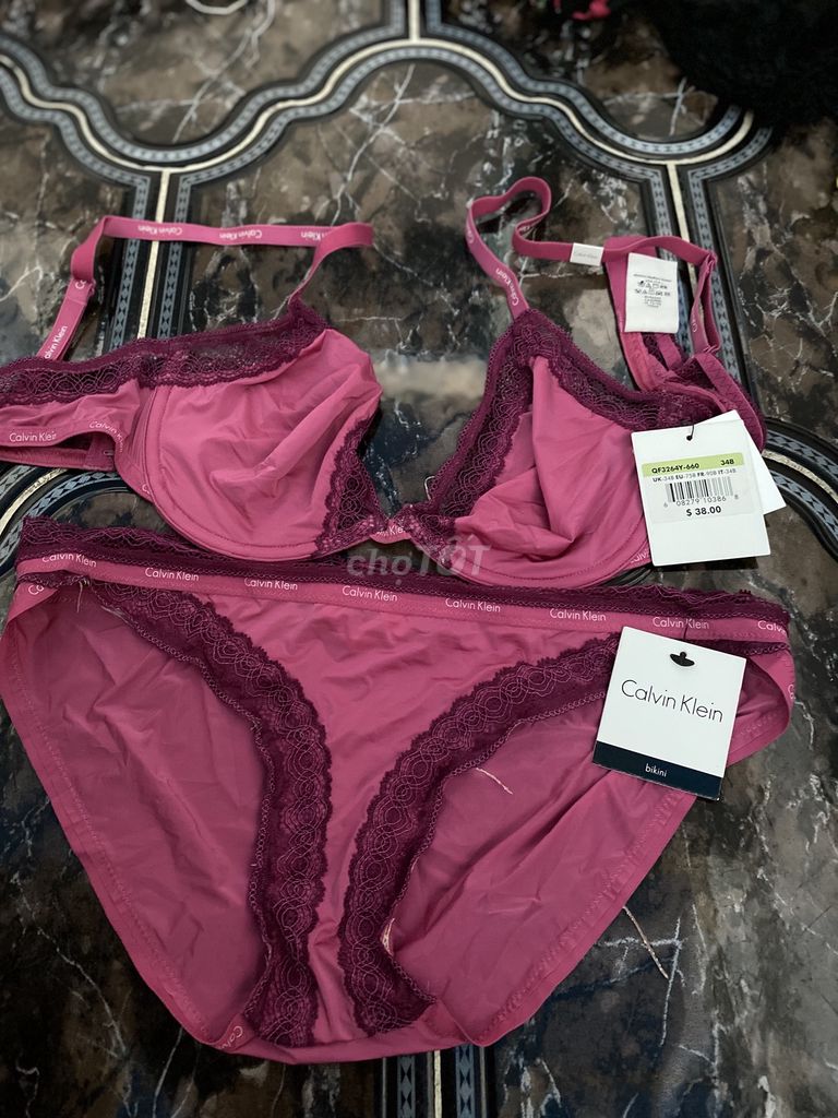 Đồ lót Calvin Klein Nữ Vải Hồng. Mua bán Quần áo tại Quận 5 Tp Hồ Chí Minh được đăng bởi Thanh hình 1