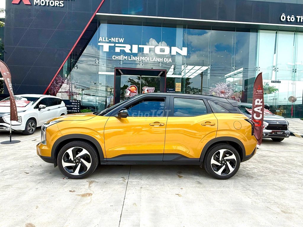 Mitsubishi Xforce Ultimate 2024 Vàng - Odo 5700km. Mua bán Ô tô tại Thành phố Thủ Đức Tp Hồ Chí Minh được đăng bởi Mitsubishi Chính Hãng hình 4