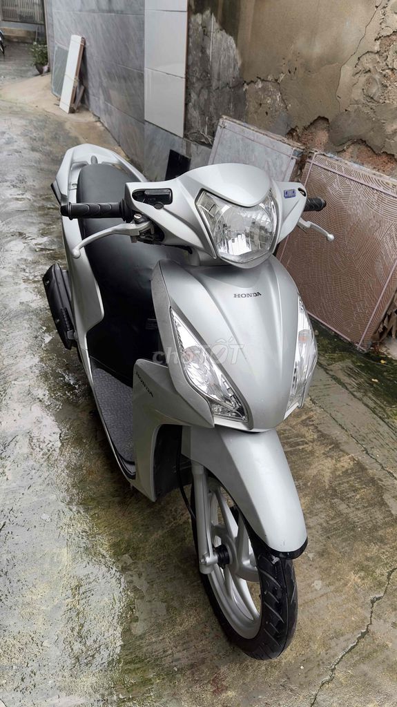 bán xe vison. Mua bán Xe máy tại Thành phố Vinh Nghệ An được đăng bởi cửa hàng xe máy hồng sáng hình 3