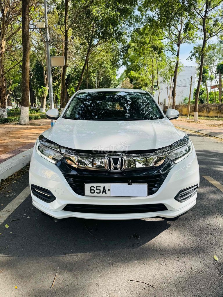 HR-V 2021 L - 7800 km (Sai Tặng Xe - Cực Mới)