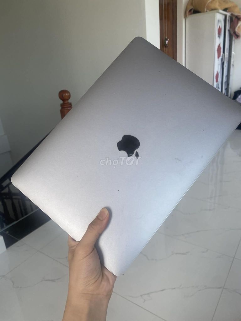 Apple Macbook Air M1 16GB/256GB Xám. Mua bán Laptop tại Thị xã Hương Trà Thừa Thiên Huế được đăng bởi Hoàng Nhật  hình 1