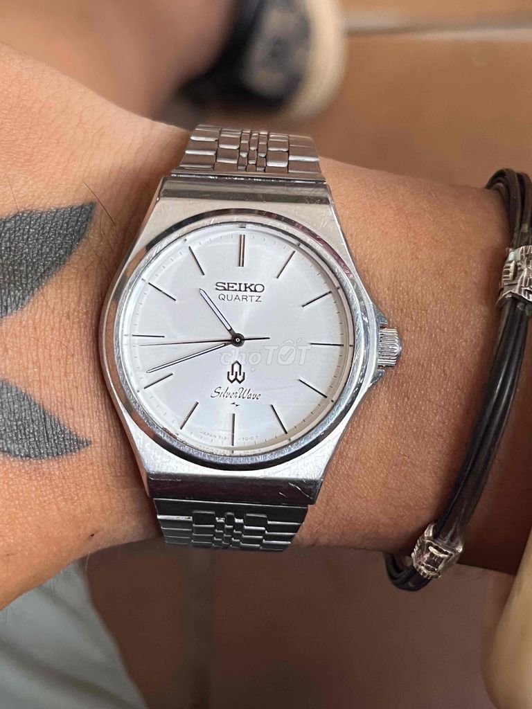 Seiko sóg bạc silverwave pin nộidia sz37x39 ít gặp