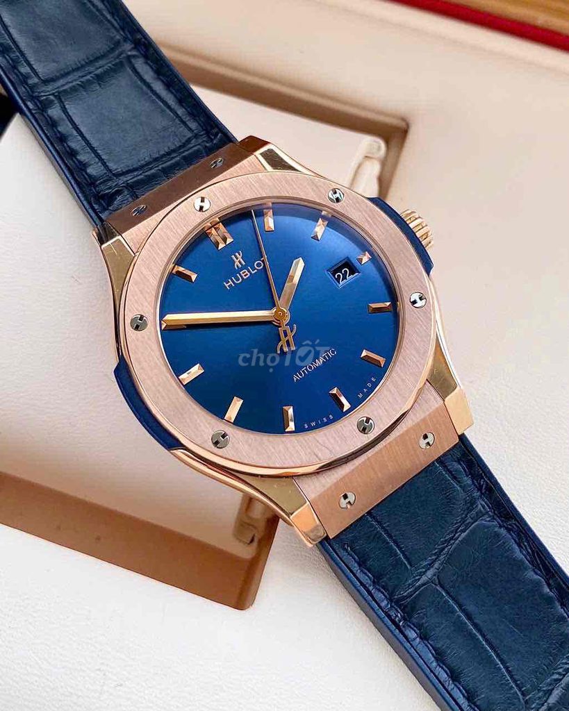 Hublot Classic Fusion King Gold Blue Size 42mm. Mua bán Đồng hồ tại Quận Hoàng Mai Hà Nội được đăng bởi Anh Tuấn hình 1