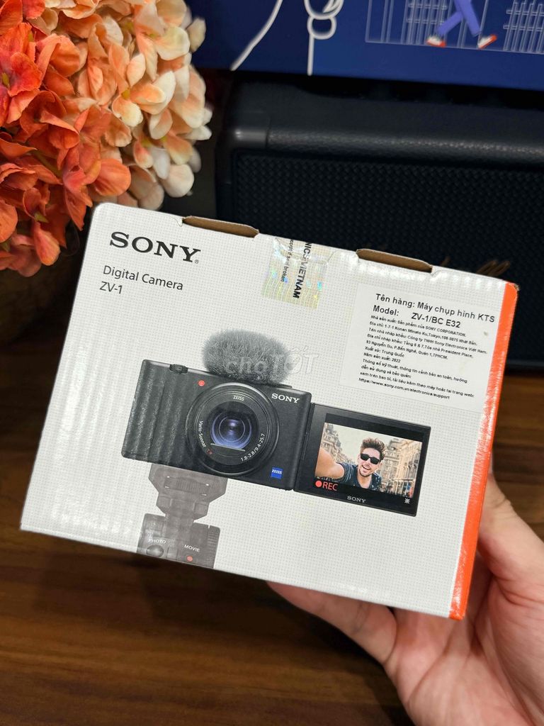 Máy ảnh Sony ZV-1 Đen 99% Fullbox. Mua bán Máy ảnh, Máy quay tại Quận Hoàng Mai Hà Nội được đăng bởi Hraw máy ảnh giá tốt hình 1