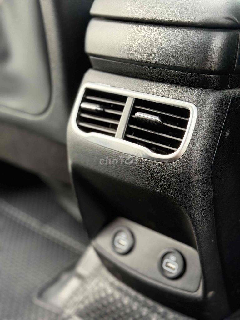 Hyundai Santa Fe 2019 2.2L AT 4WD - 34000 km full. Mua bán Ô tô tại Quận 12 Tp Hồ Chí Minh được đăng bởi Nguyễn Thanh Phước hình 19