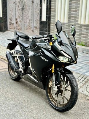 Bán CBR150R ABS special edition 2023 chính chủ. Mua bán Xe máy tại Quận 12 Tp Hồ Chí Minh được đăng bởi Thiên Tài