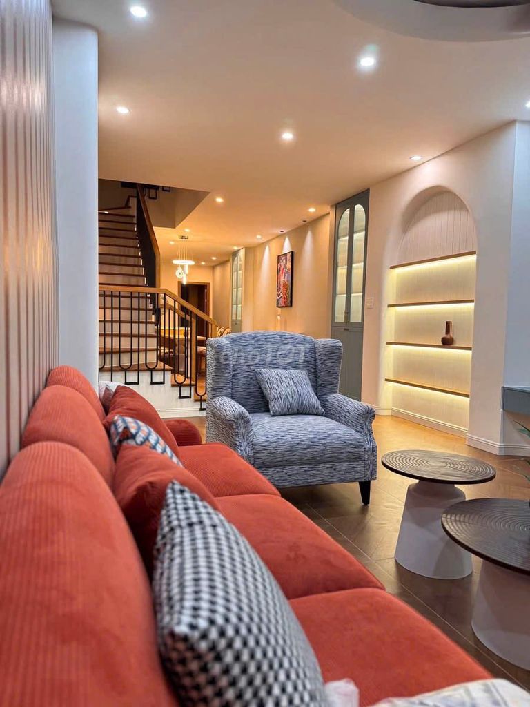 Аренда · 3 комн. · 180 м² · Quận Hải Châu, ул. Đường Kiệt 368 Hoàng Diệu