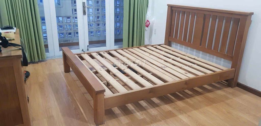Bán hai Giường Gỗ Sồi 1m2x2m & 1m6x2m qua sử dụng. Mua bán Giường, chăn ga gối nệm tại Quận Tân Bình Tp Hồ Chí Minh được đăng bởi Dai Tay Duong hình 1