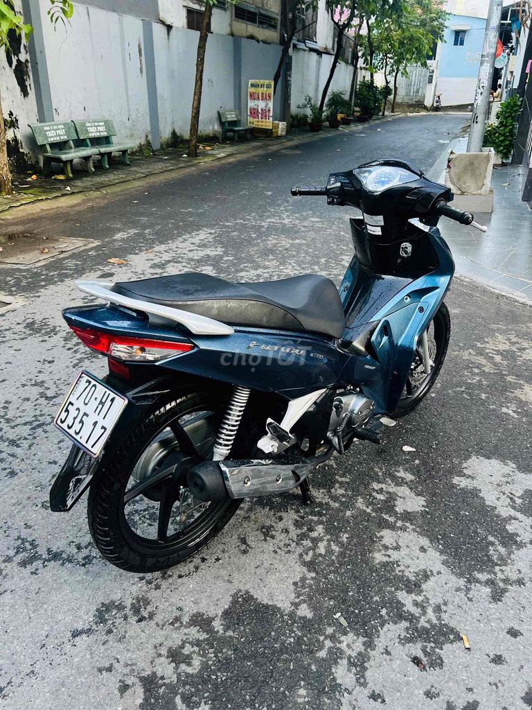 HONDA FUTURE Fi 125cc.ĐK 2021 -HỖ TRỢ GÓP. Mua bán Xe máy tại Quận Gò Vấp Tp Hồ Chí Minh được đăng bởi CẦM ĐỒ NĂM LINH hình 4