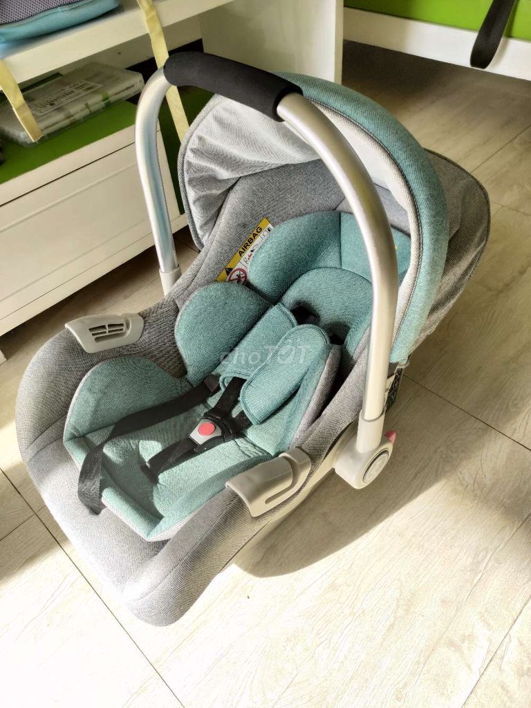 Ghế ngồi ô tô cho bé. Mua bán Mẹ và bé tại Thành phố Bảo Lộc Lâm Đồng được đăng bởi Nam hình 1