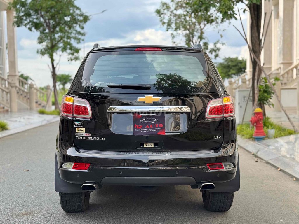 Chevrolet Trailblazer LTZ 2018 2 cầu quá đẹp. Mua bán Ô tô tại Thành phố Thủ Đức Tp Hồ Chí Minh được đăng bởi Hoà Xe Cũ hình 5