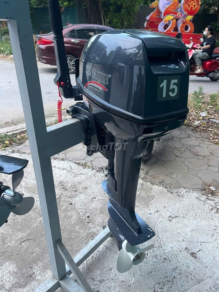 Máy gắn thuyền 15hp hàng nội địa giá tốt, có sẵn. Mua bán Đồ chuyên dụng, Giống nuôi trồng tại Huyện Thanh Trì Hà Nội được đăng bởi Cửa Hàng Máy Móc Hòa Phát hình 1