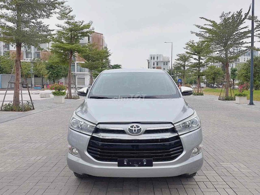 Toyota Innova 2019 2.0V - 120000 km