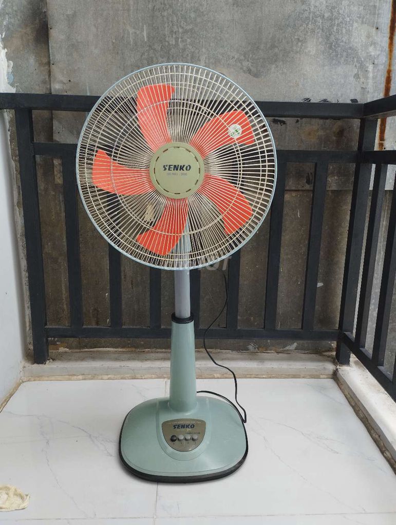 Quạt đứng Senko màu Xanh ngọc. Mua bán Quạt tại Quận 11 Tp Hồ Chí Minh được đăng bởi PHÁT  hình 1