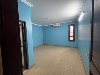 Cho thuê phòng trọ giá rẻ tại Long Biên
