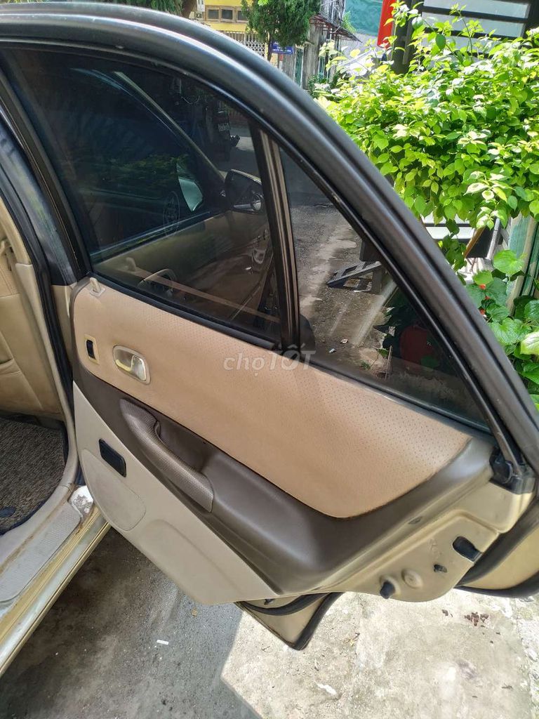 Đổi xe cần bán ford laser 2004 GHIA 1.8 AT.. Mua bán Ô tô tại Thành phố Hòa Bình Hòa Bình được đăng bởi Thanh hình 6